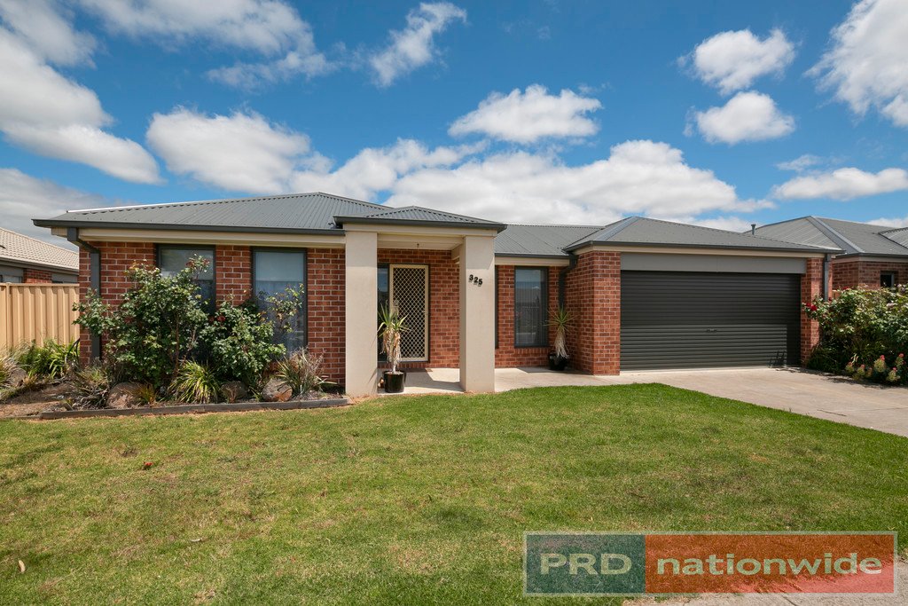325 Vickers Street SEBASTOPOL 1