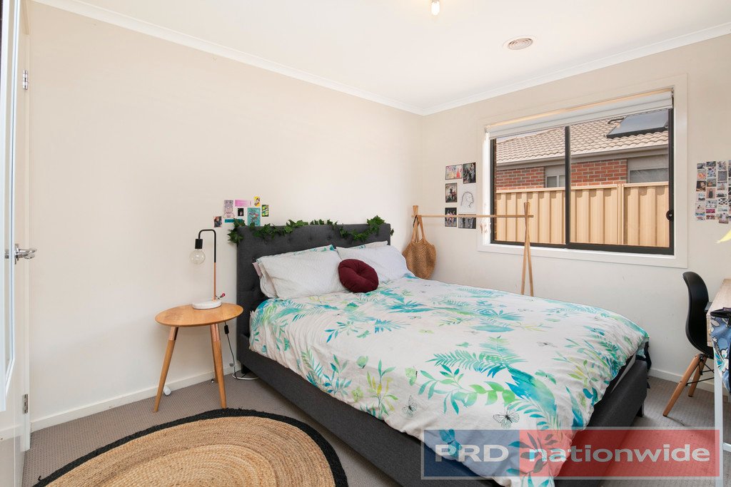325 Vickers Street SEBASTOPOL 5