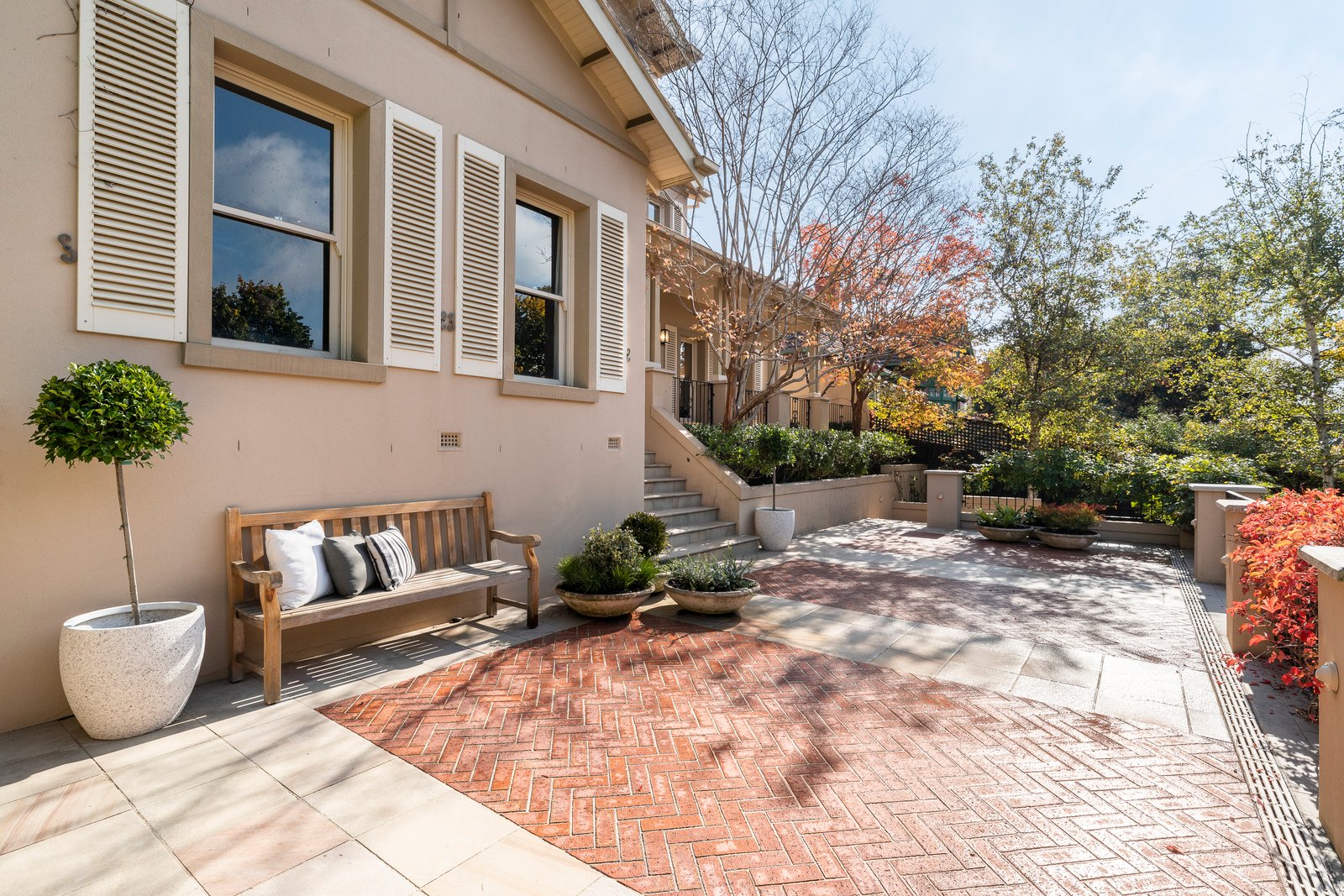 Real Estate and Property in 325 Walsh Street, South Yarra, VIC