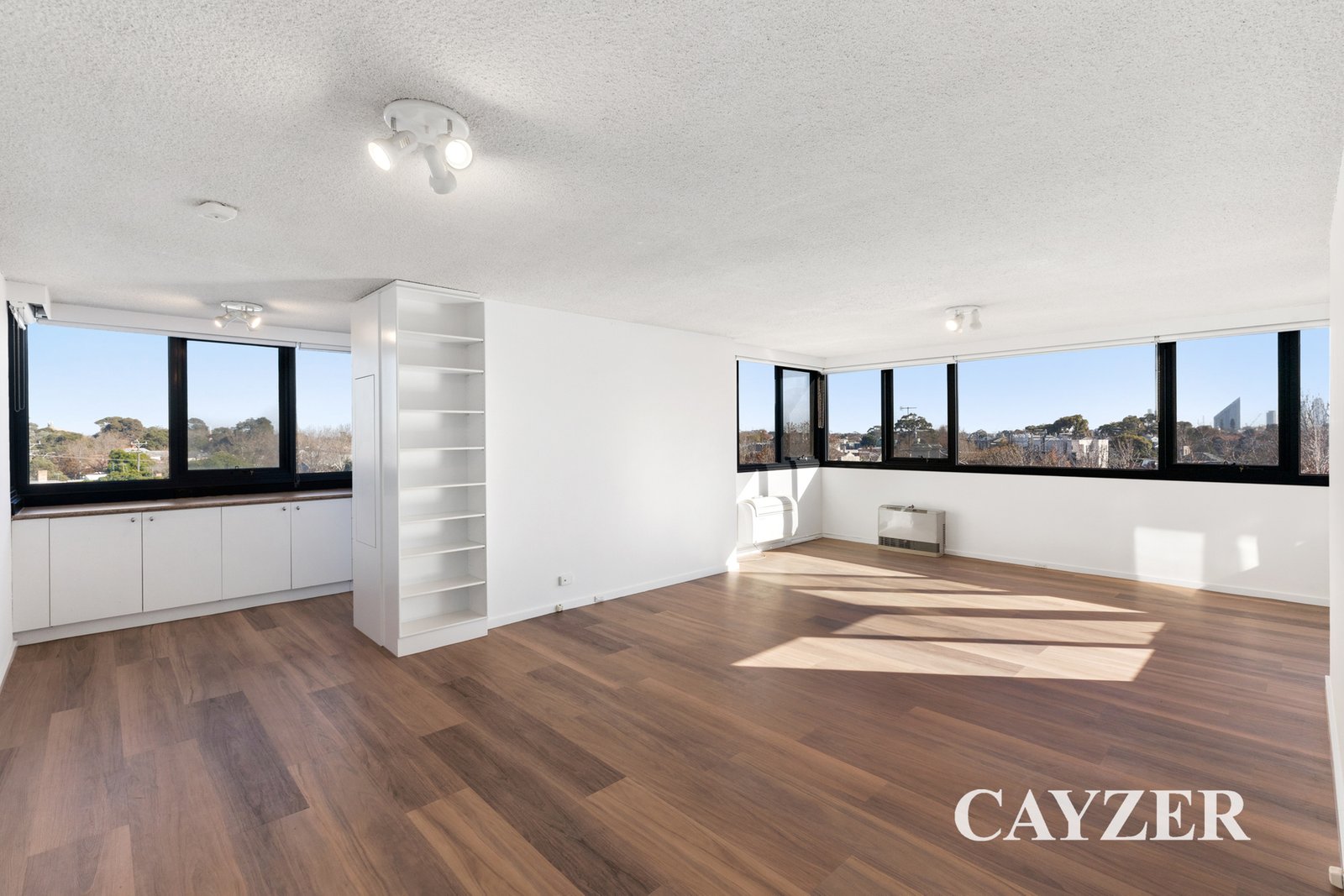 Gallery: 32/50 Canterbury Road