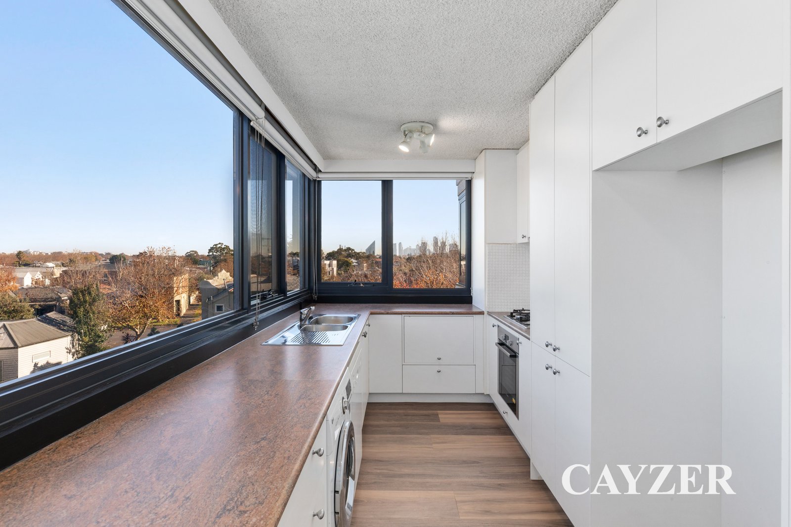 Gallery: 32/50 Canterbury Road