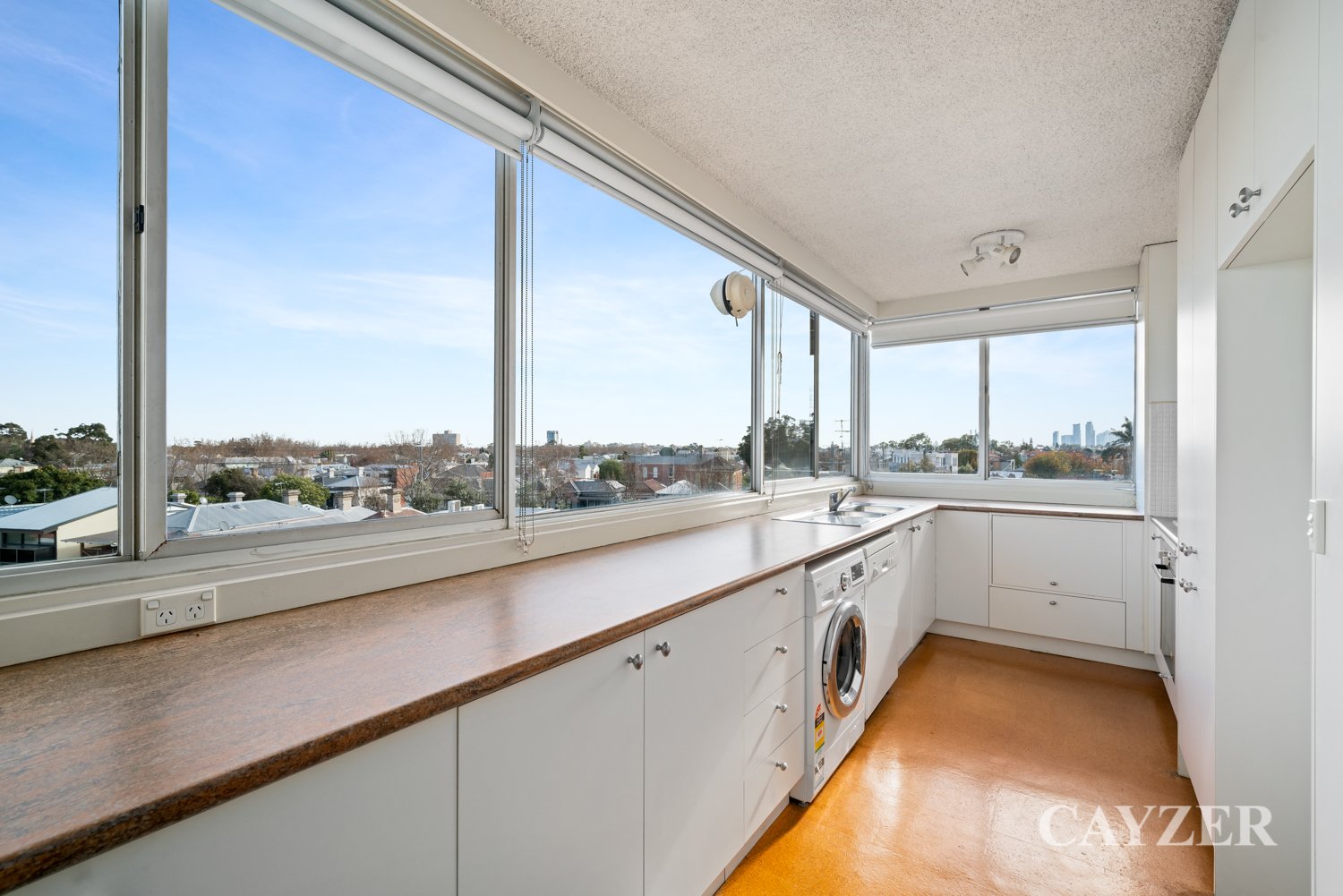 Gallery: 32/50 Canterbury Road