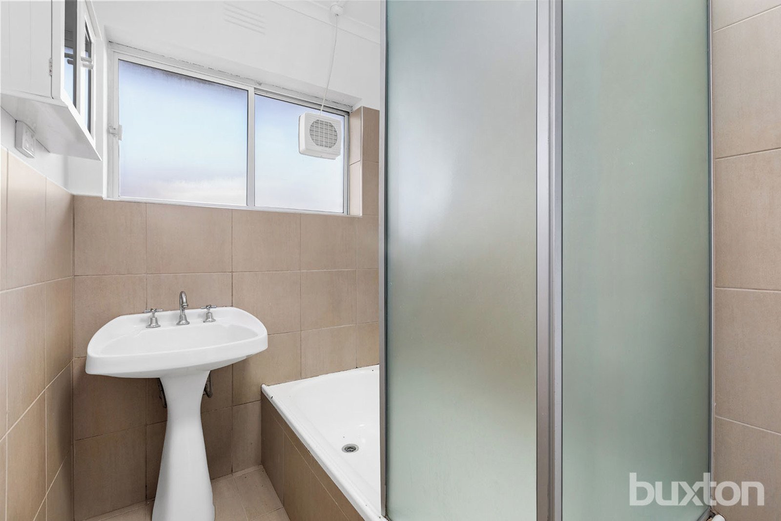 Gallery: 3/254 Huntingdale Road