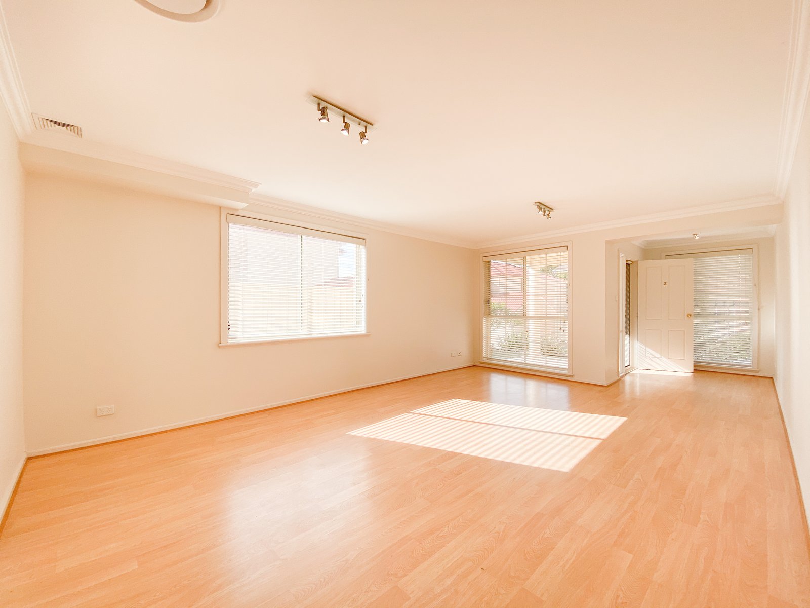 3/26-28 Tomaree Street NELSON BAY 4