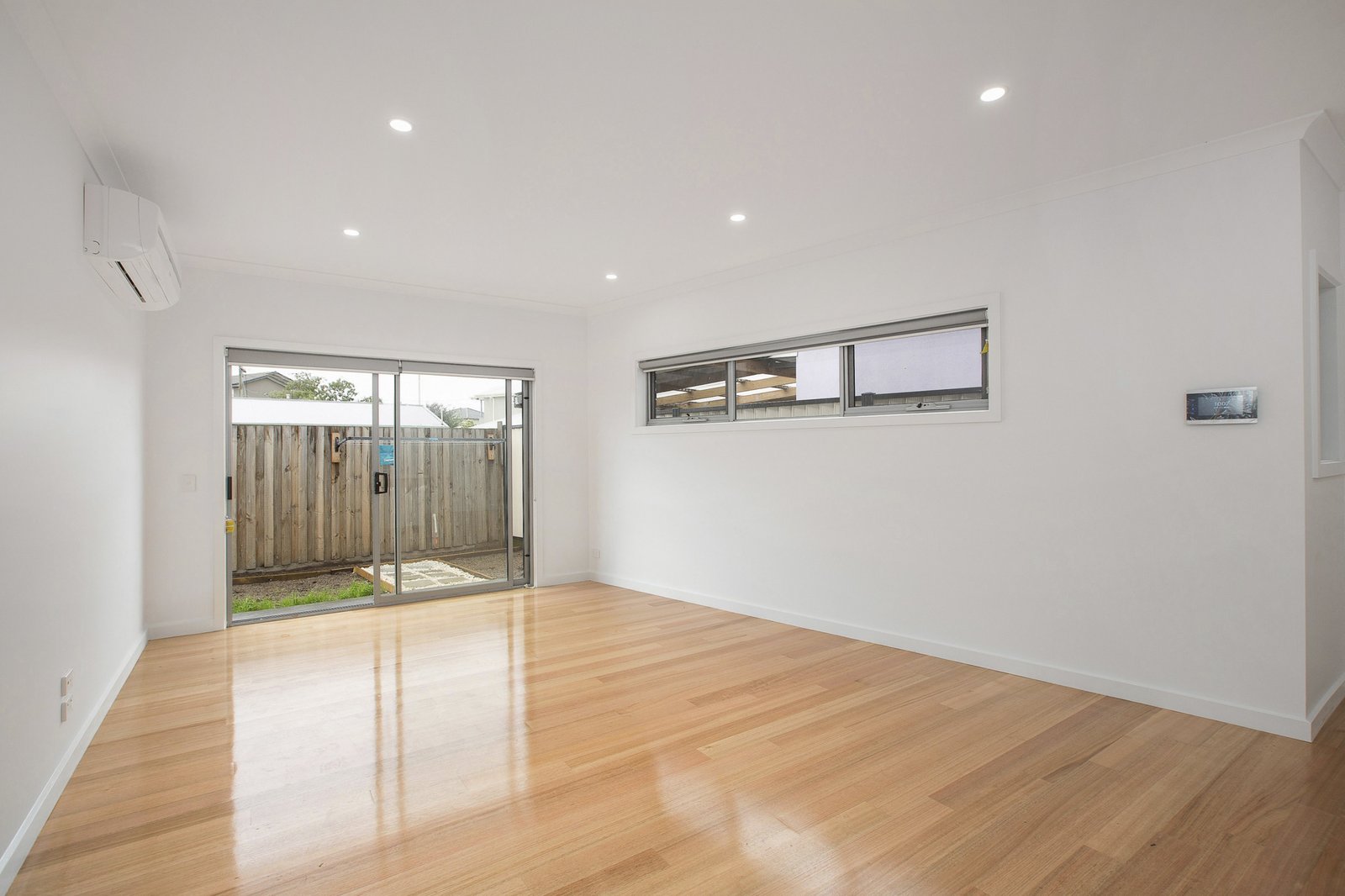 Gallery: 3/26 Castley Crescent