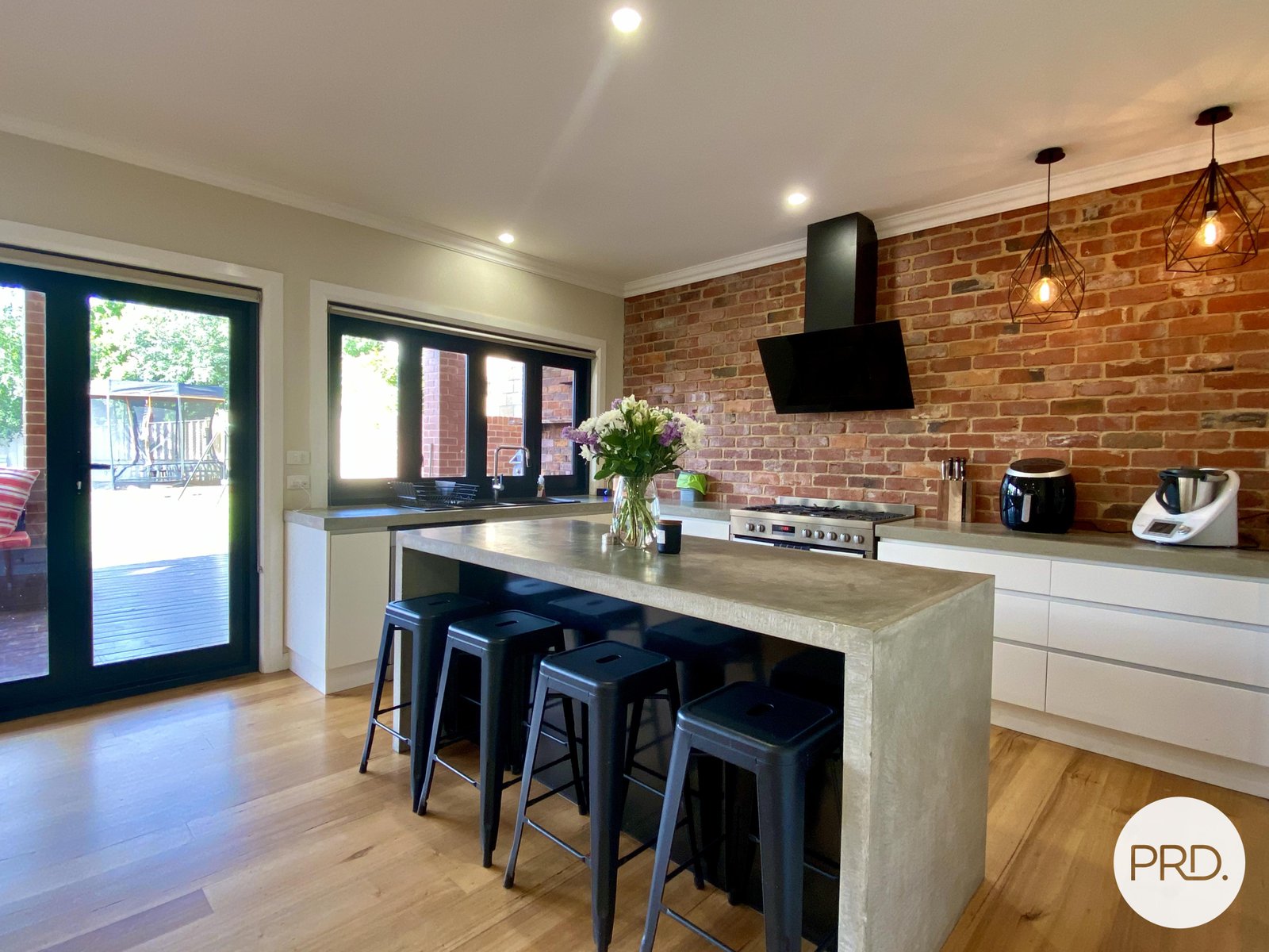 326 Donovan Street EAST ALBURY 2