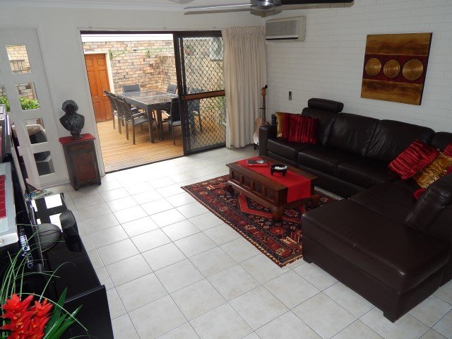 3/26 Dunlin Drive BURLEIGH HEADS 2
