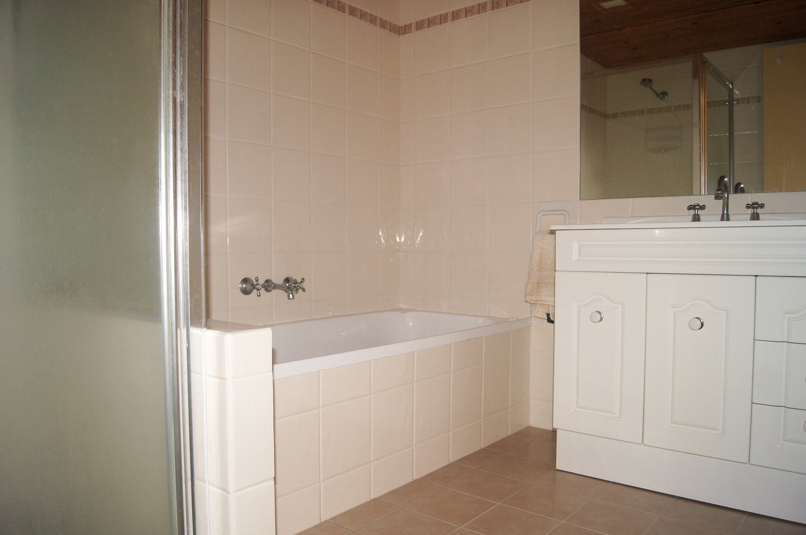32/6 Eshelby Drive CANNONVALE 9