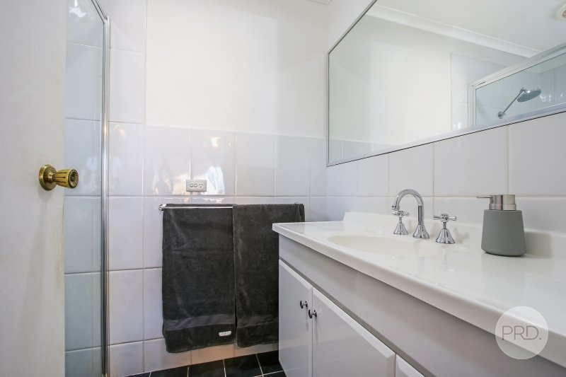 326 Mark Crescent LAVINGTON 9