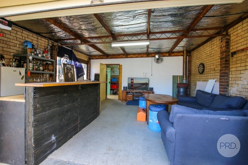 326 Mark Crescent LAVINGTON 18