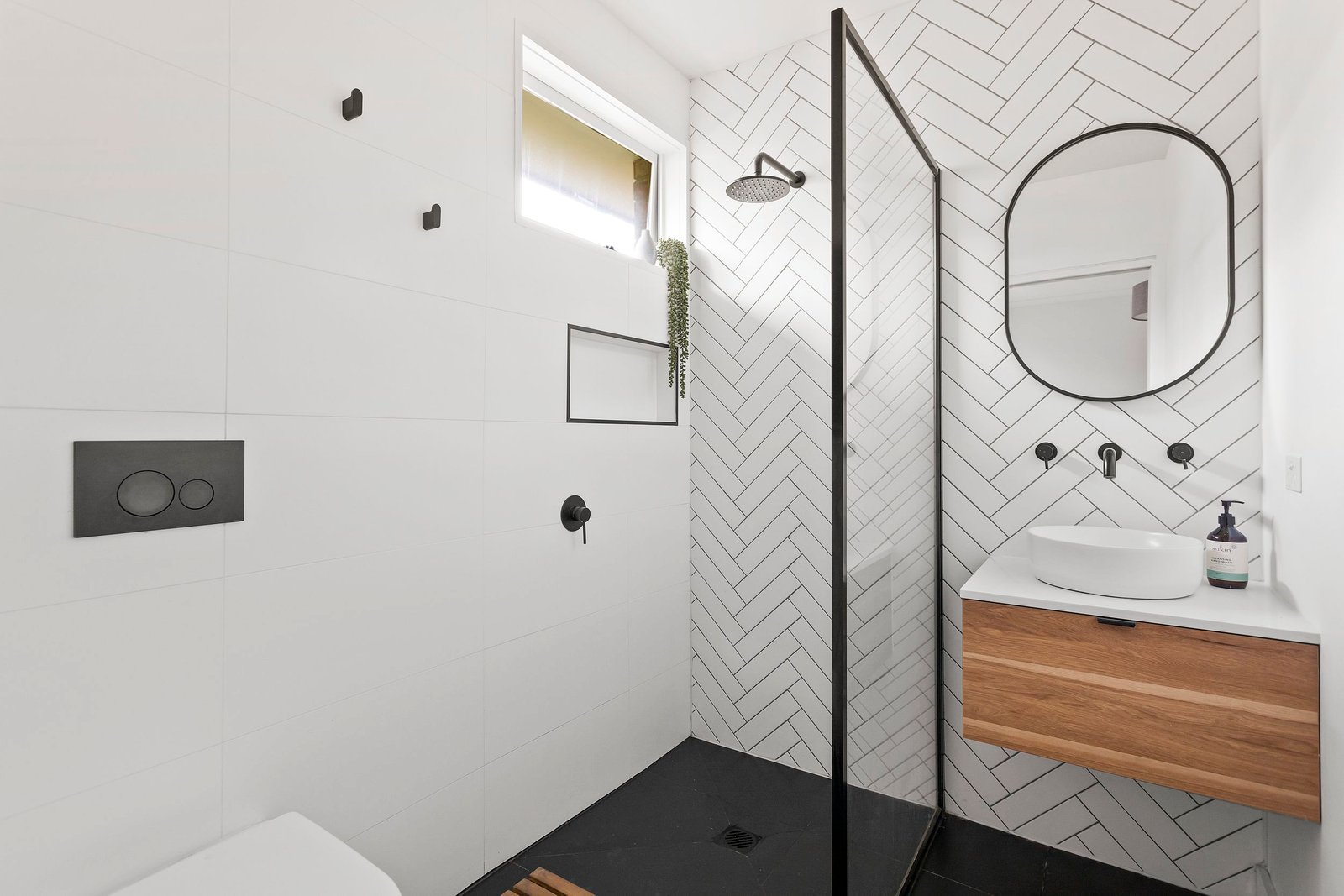 Real Estate and Property in 3/26 Prahran Grove, Elsternwick, VIC