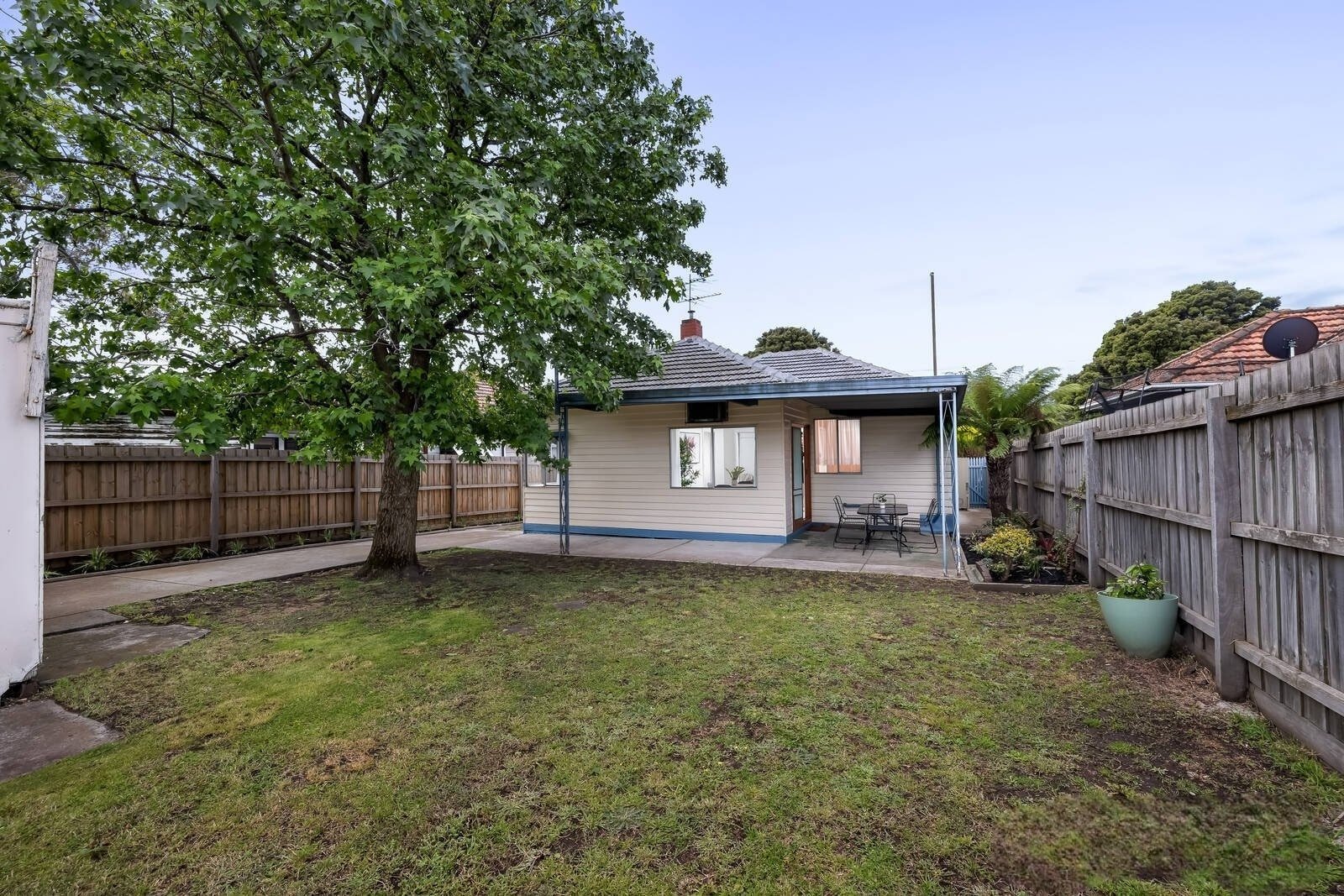 Real Estate and Property in 326 Rossmoyne Street, Thornbury, VIC