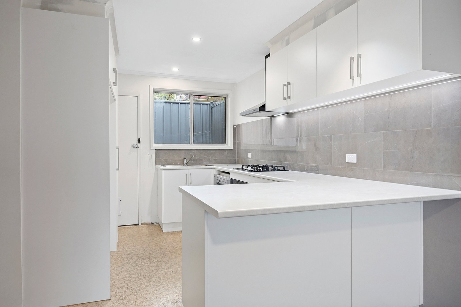 Gallery: 3/26 Yallambee Drive