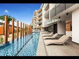 Gallery: 326/220 Bay Road