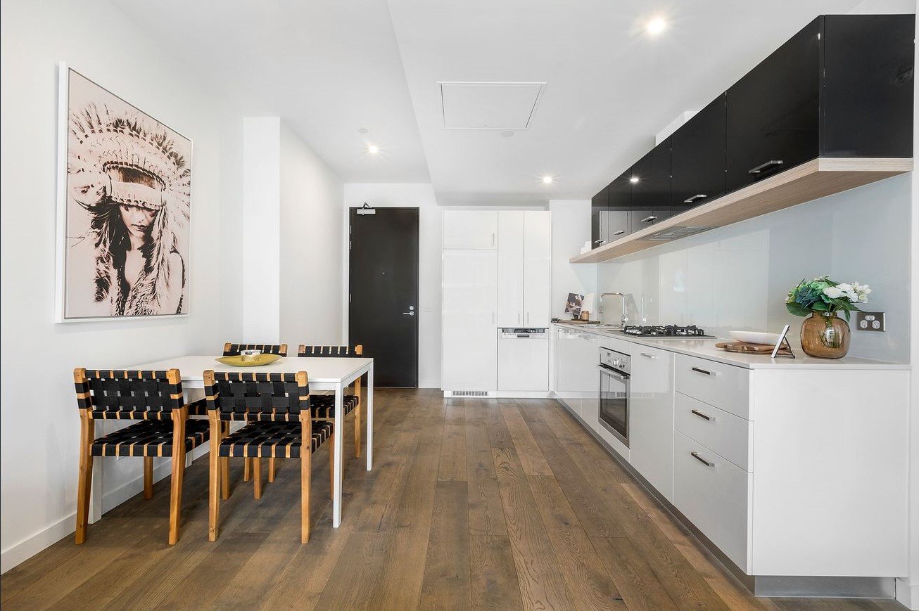 Gallery: 326/222 Bay Road