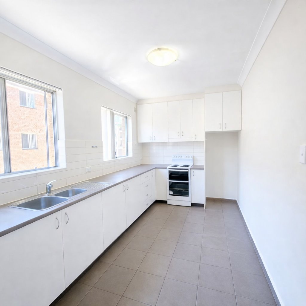 3/26a Speed Street LIVERPOOL 2