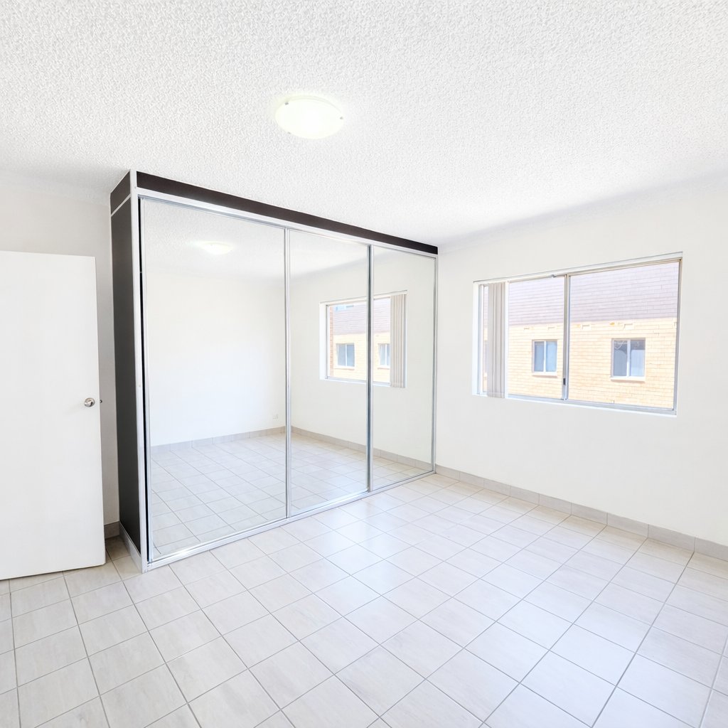 3/26a Speed Street LIVERPOOL 3