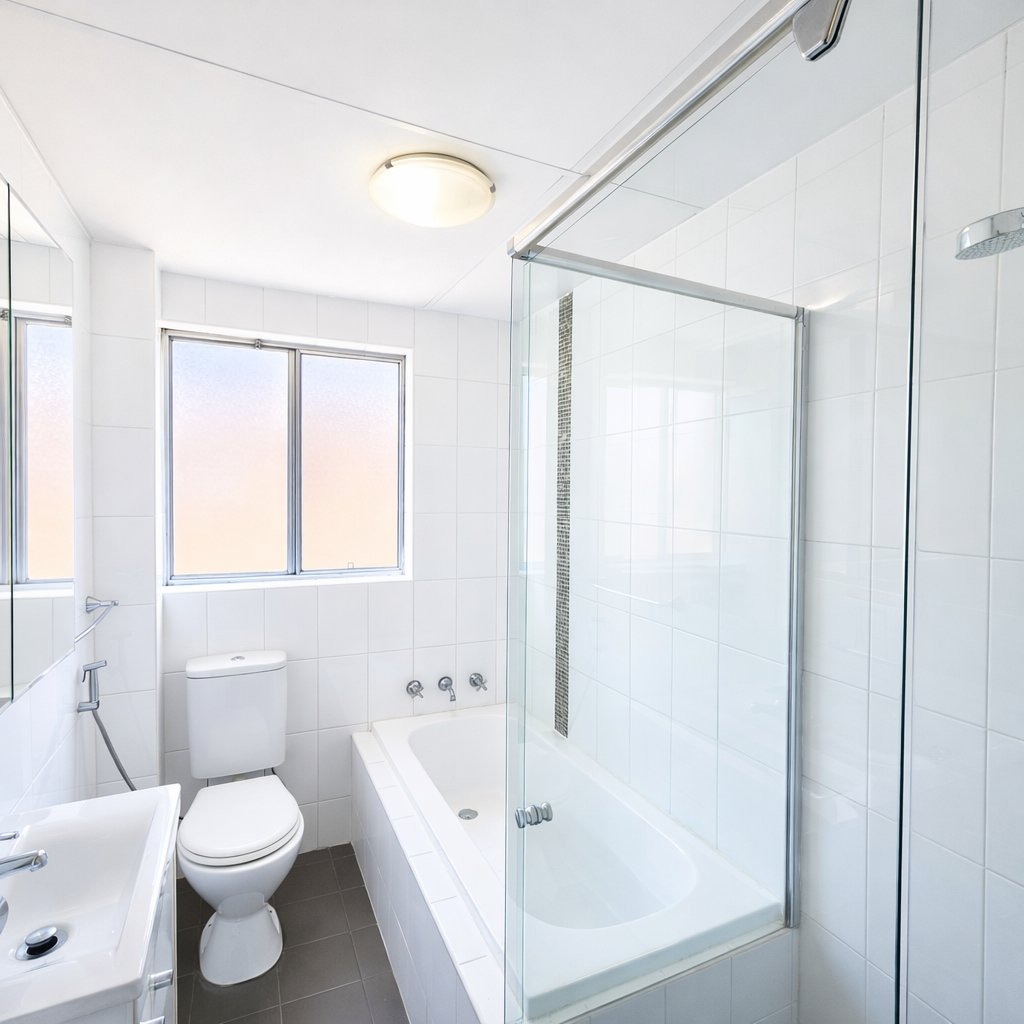 3/26a Speed Street LIVERPOOL 5