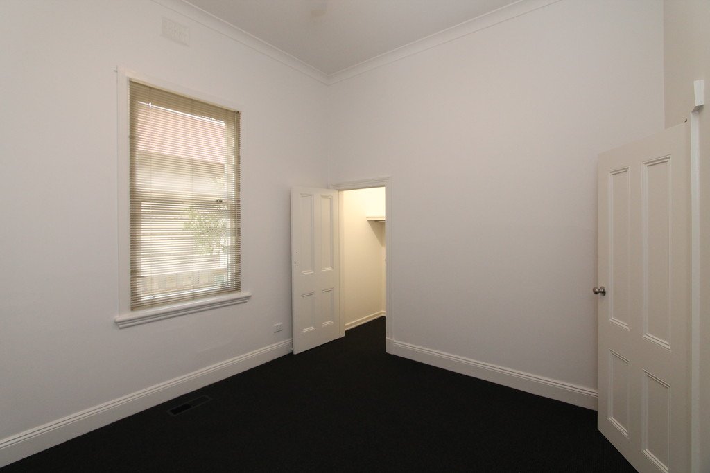 327 Armstrong Street North BALLARAT CENTRAL 6