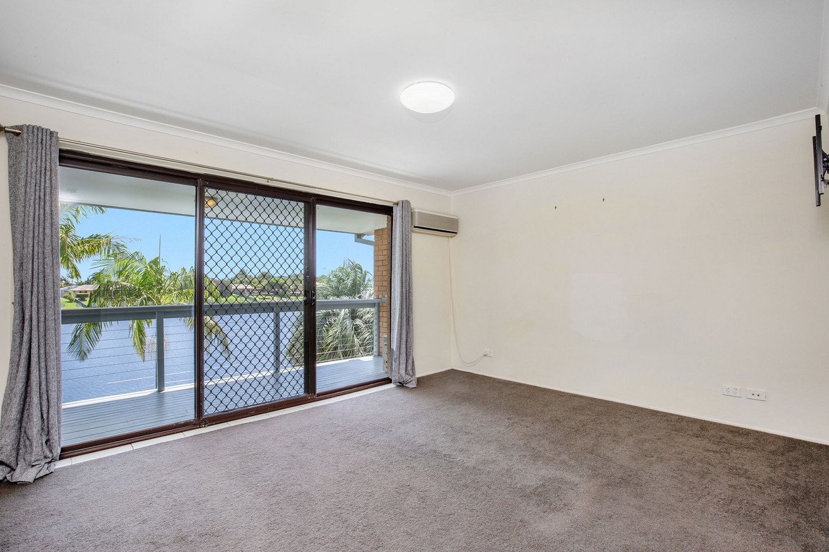 3/27 Barbet Place Burleigh Waters 8