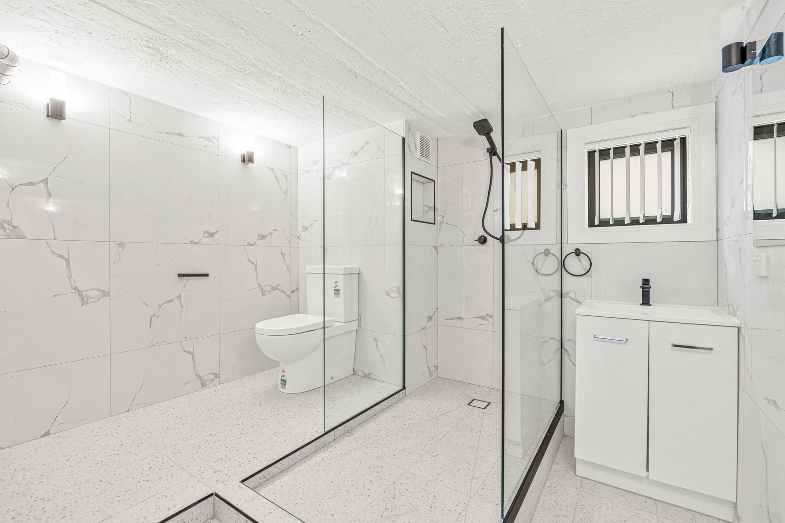 327 Belmore Road, Balwyn North, 3104