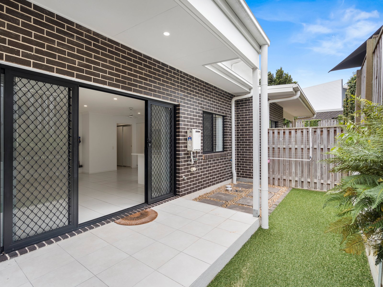 32/7 Border Drive North CURRUMBIN WATERS 6