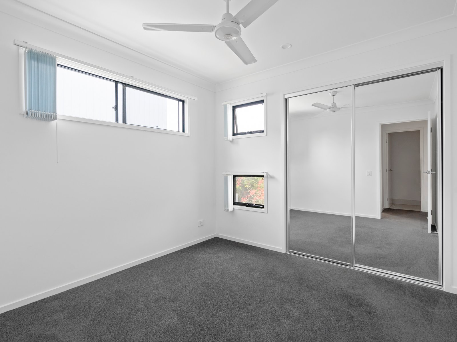 32/7 Border Drive North CURRUMBIN WATERS 10