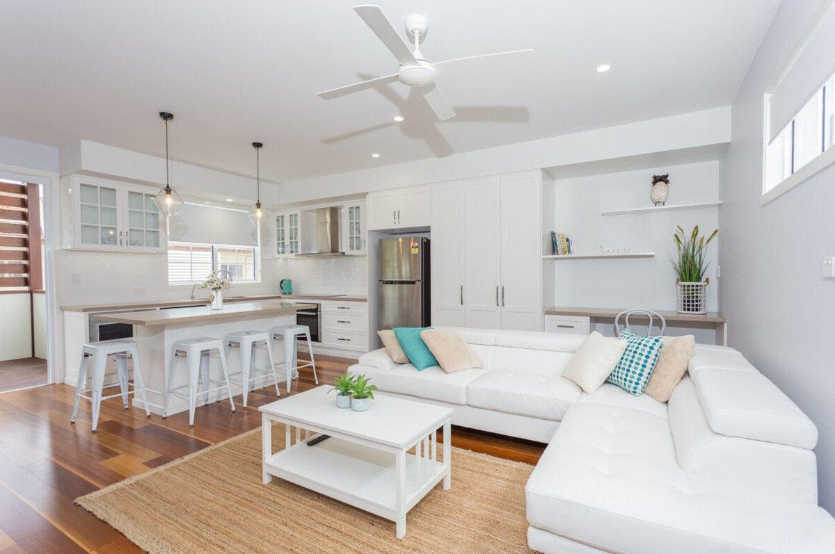 3/27 Burleigh Street Burleigh Heads 1