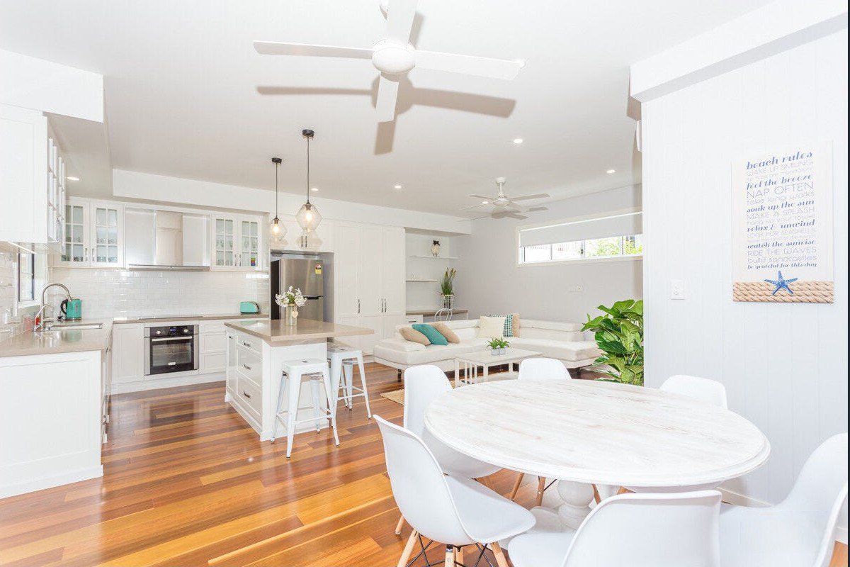 3/27 Burleigh Street Burleigh Heads 5