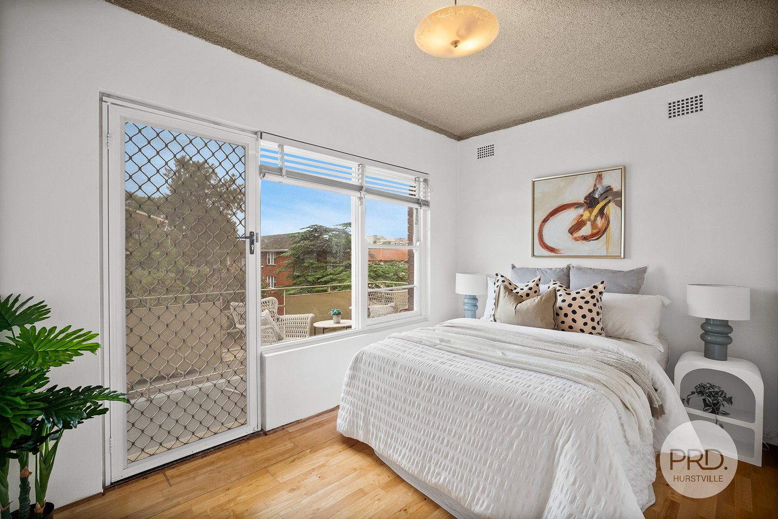 3/27 Gloucester Road HURSTVILLE 4