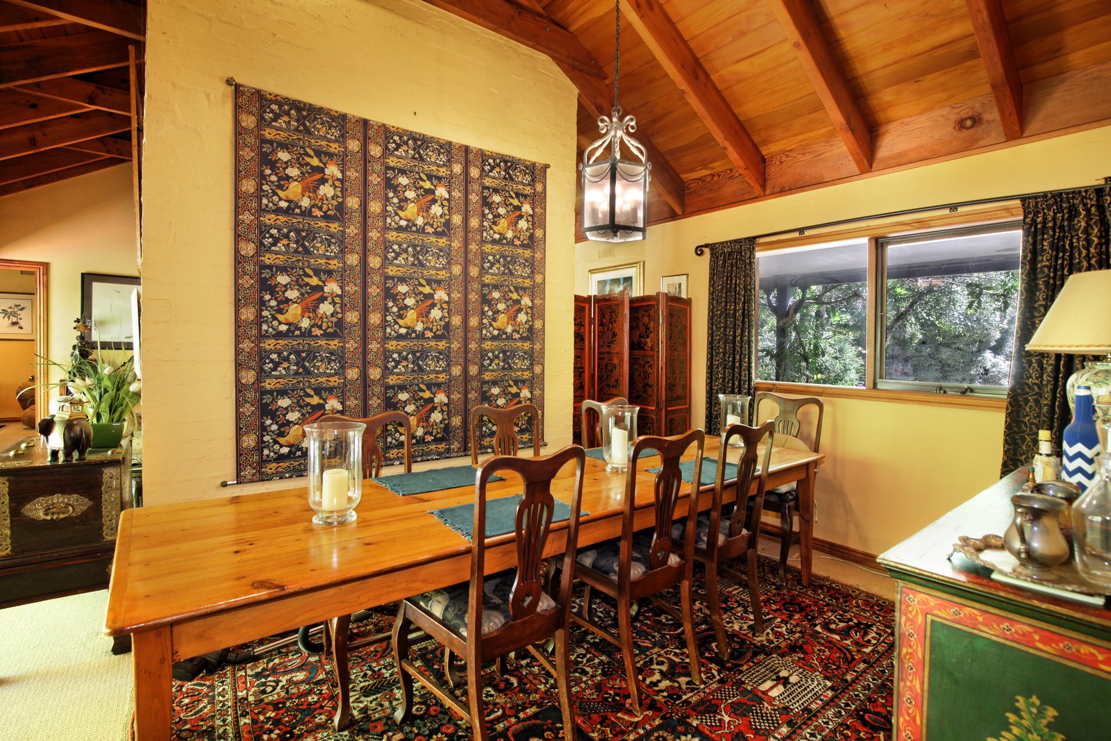 Real Estate and Property in 327 Harpers Road, Woodend, VIC