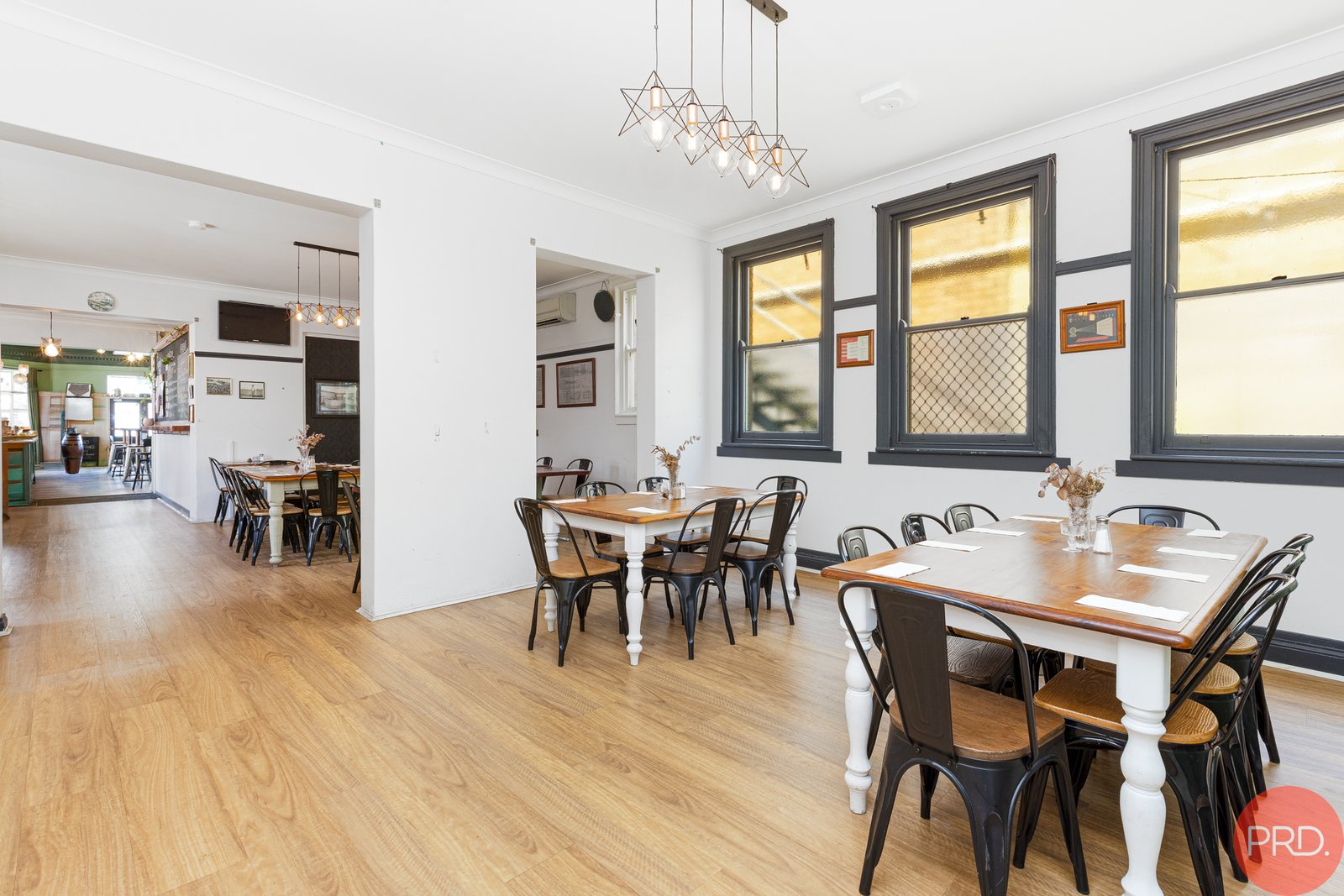 327 High Street MAITLAND 4