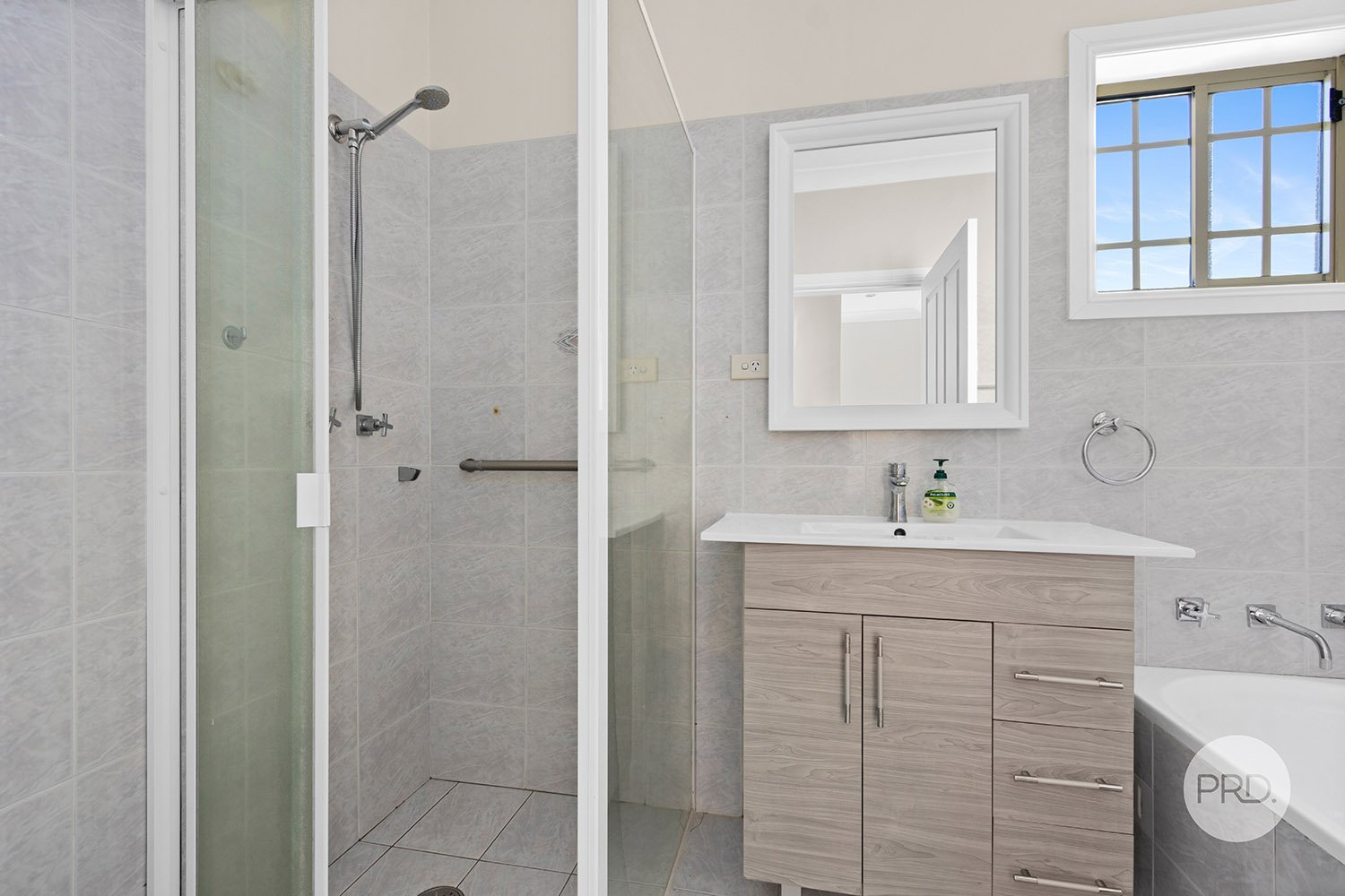 3/27 Myall Street OATLEY 5