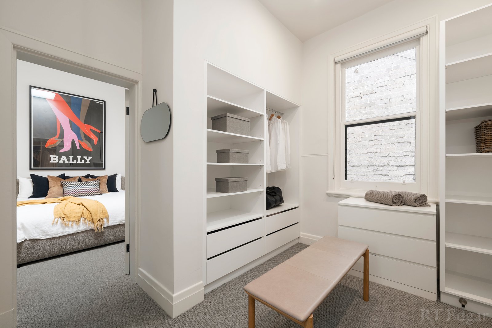 Real Estate and Property in 327 Walsh Street, South Yarra, VIC