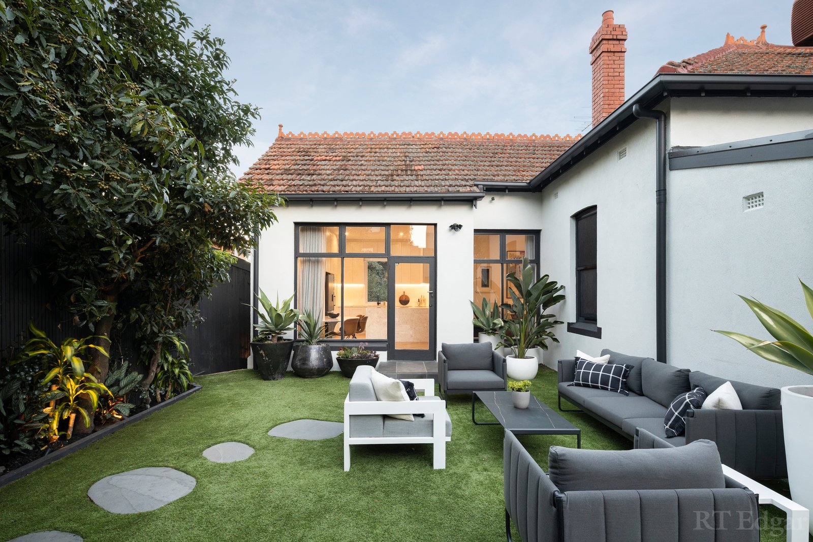 Real Estate and Property in 327 Walsh Street, South Yarra, VIC