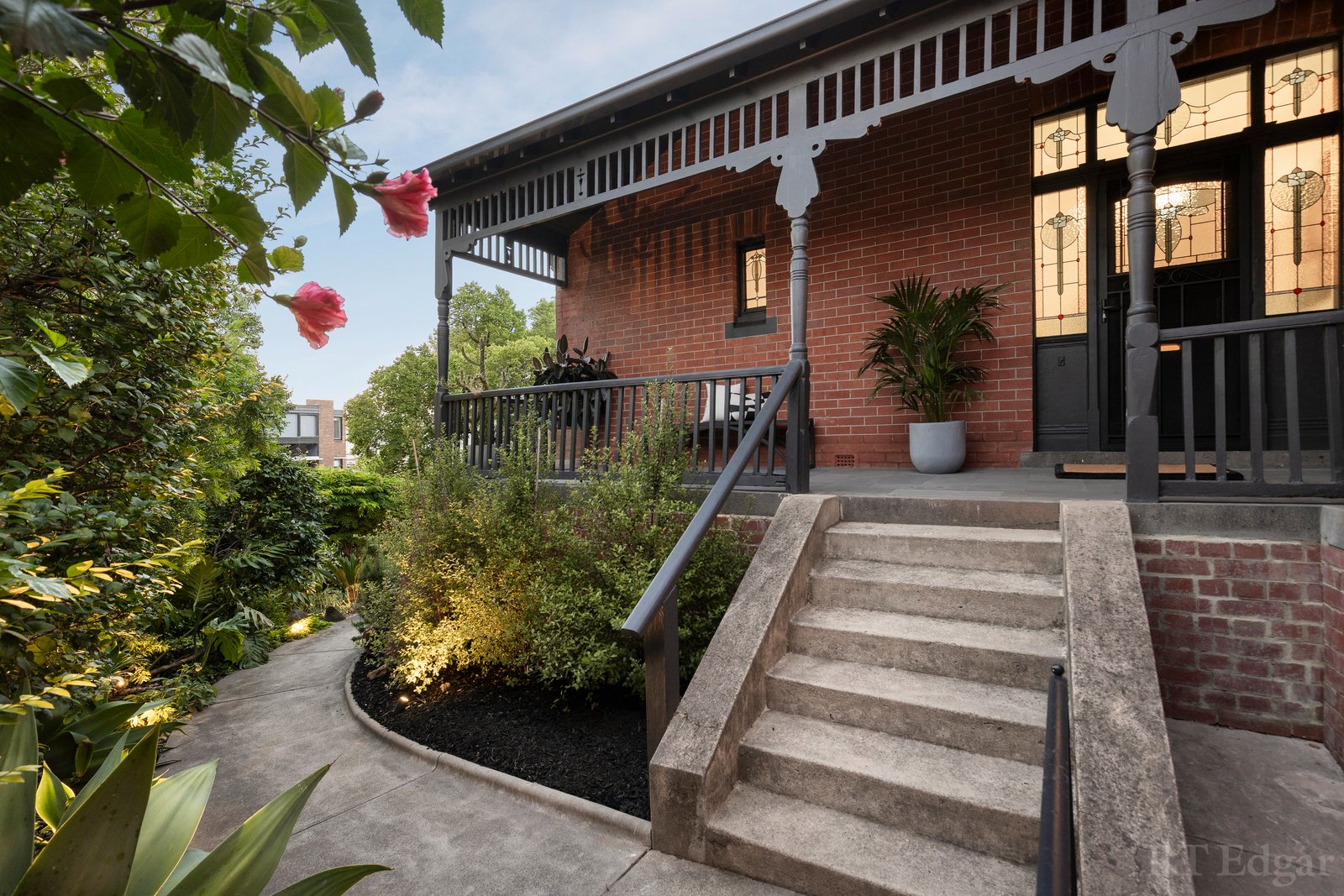 Real Estate and Property in 327 Walsh Street, South Yarra, VIC