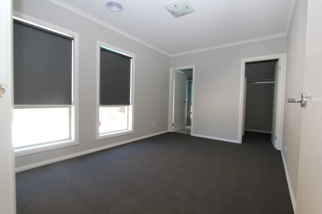 3/27 Water Street BROWN HILL 6