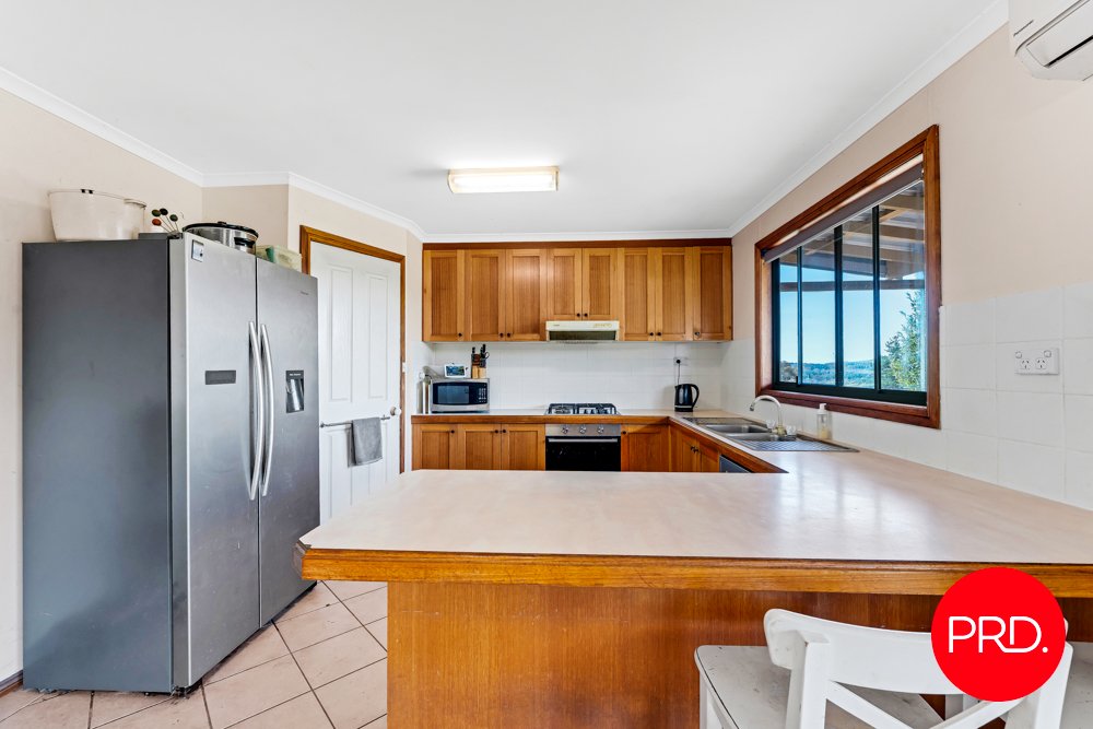 327 Weeroona Drive WAMBOIN 4