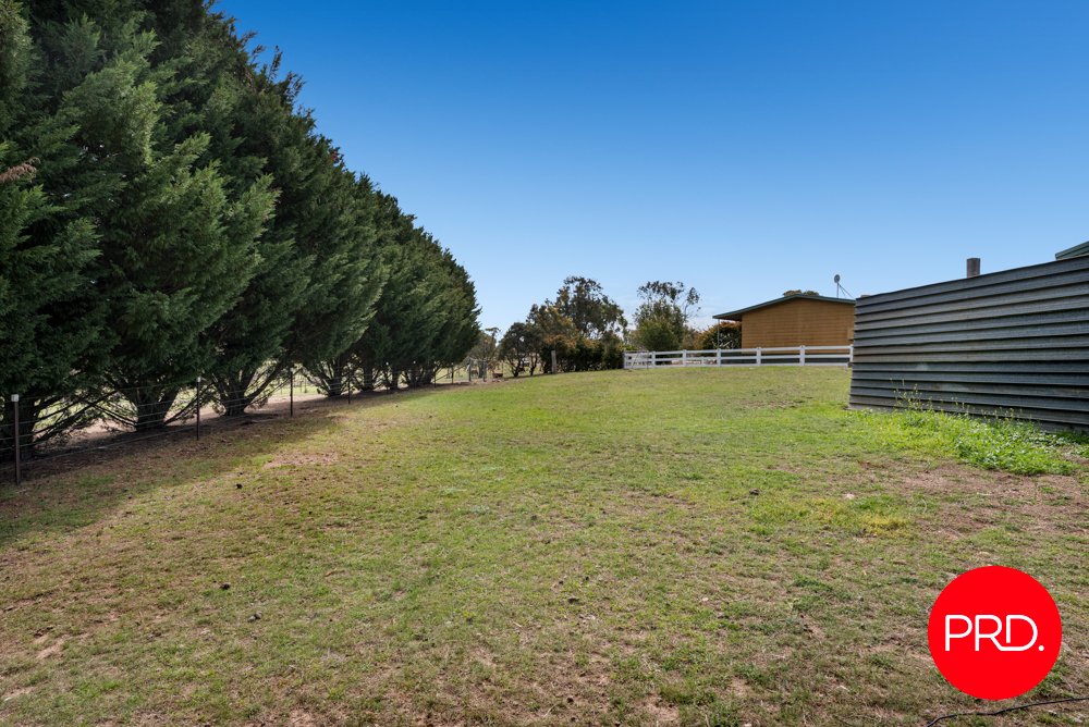 327 Weeroona Drive WAMBOIN 12