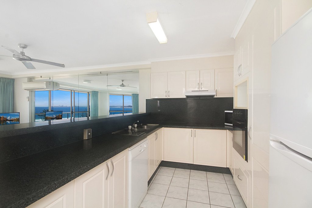 32/70-80 Marine Parade COOLANGATTA 4