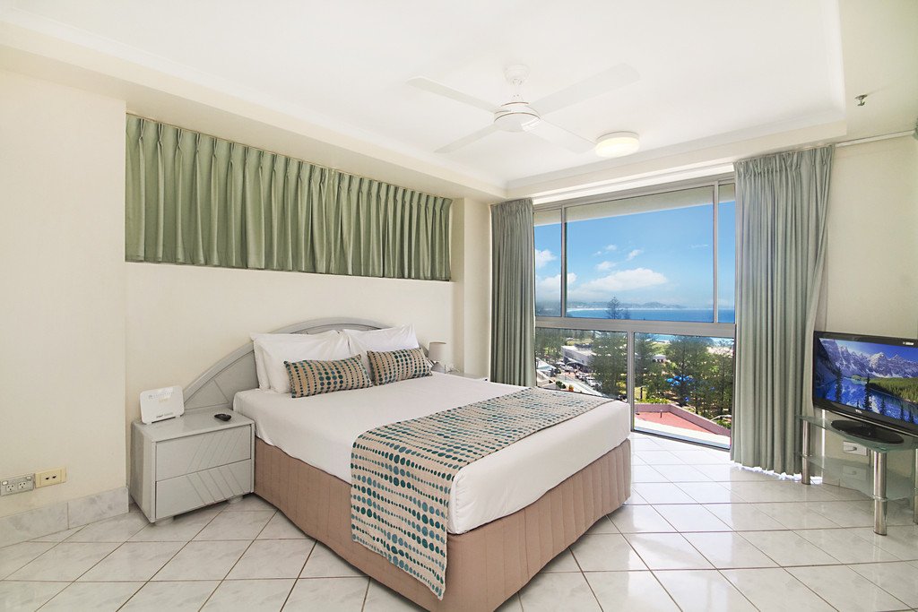 32/70-80 Marine Parade COOLANGATTA 5