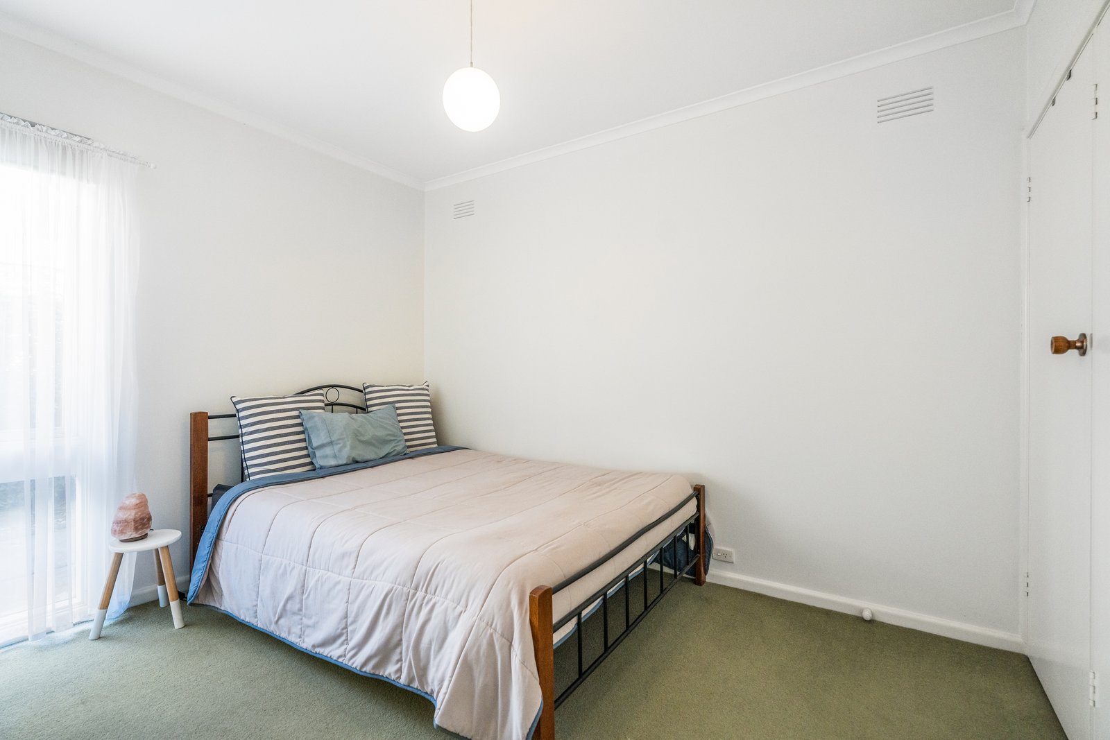 Gallery: 3/270A Pakington Street