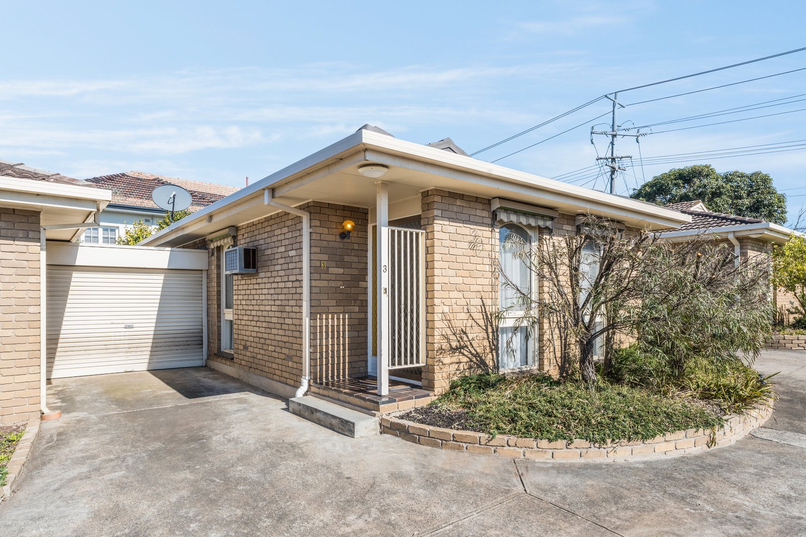 Gallery: 3/270A Pakington Street