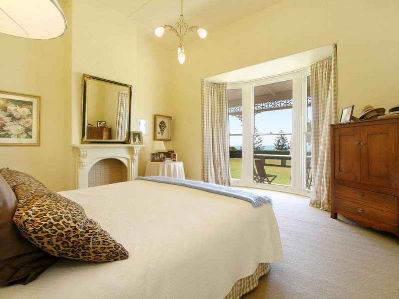 Real Estate and Property in 3273 Point Nepean Road, Sorrento, VIC