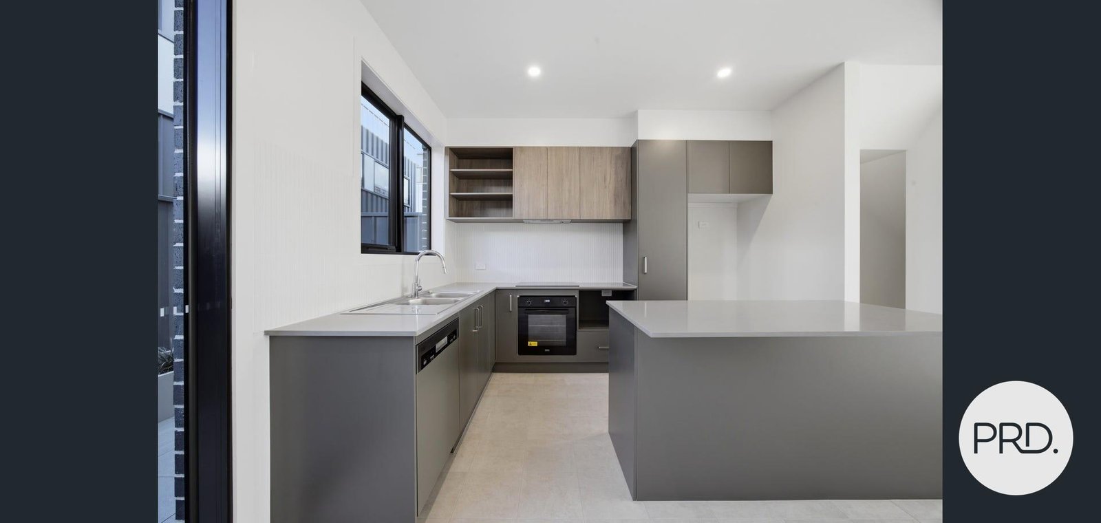 32/75 Kate Crace Street GUNGAHLIN 11