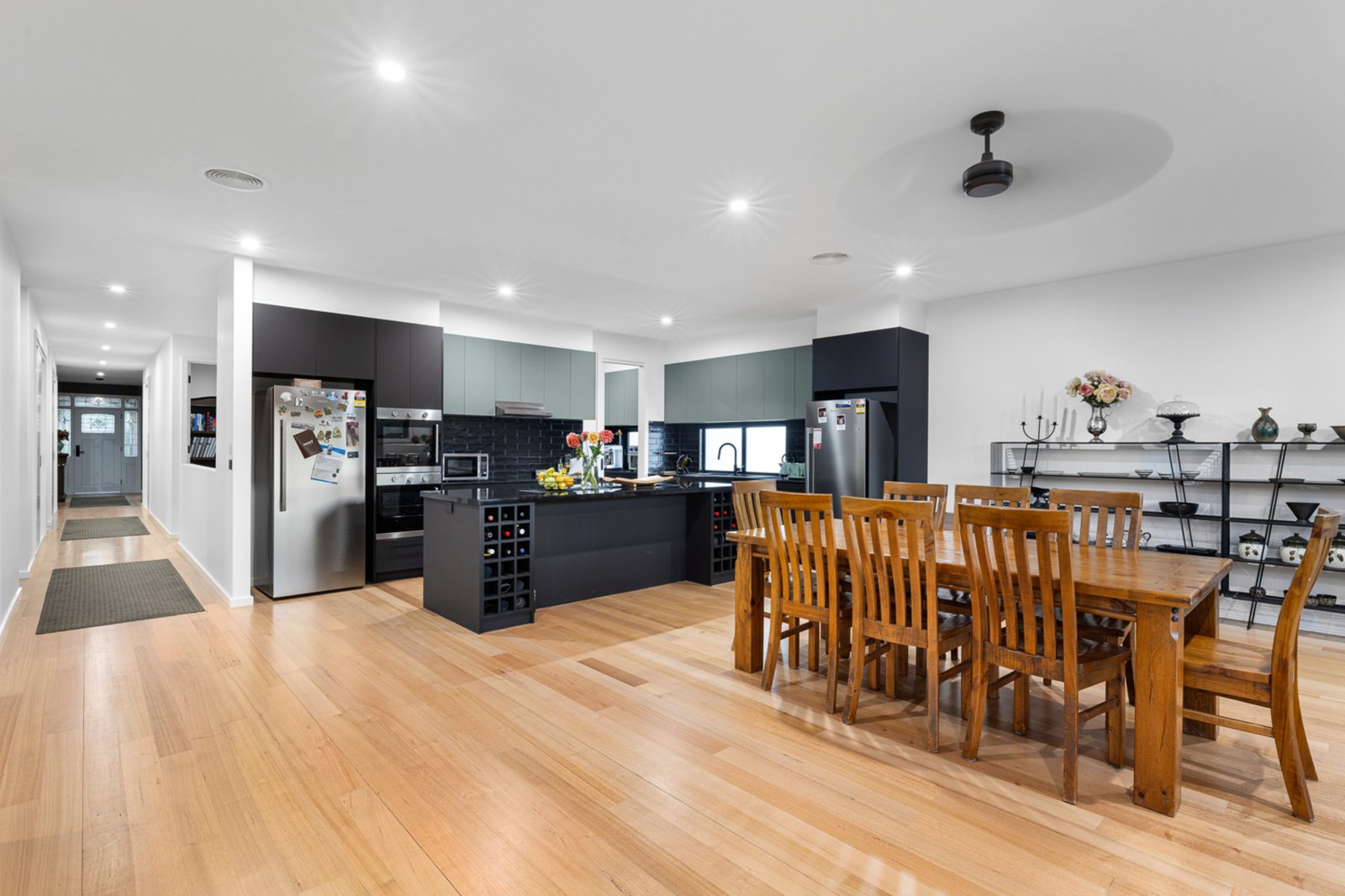 Gallery: 327A Humffray Street