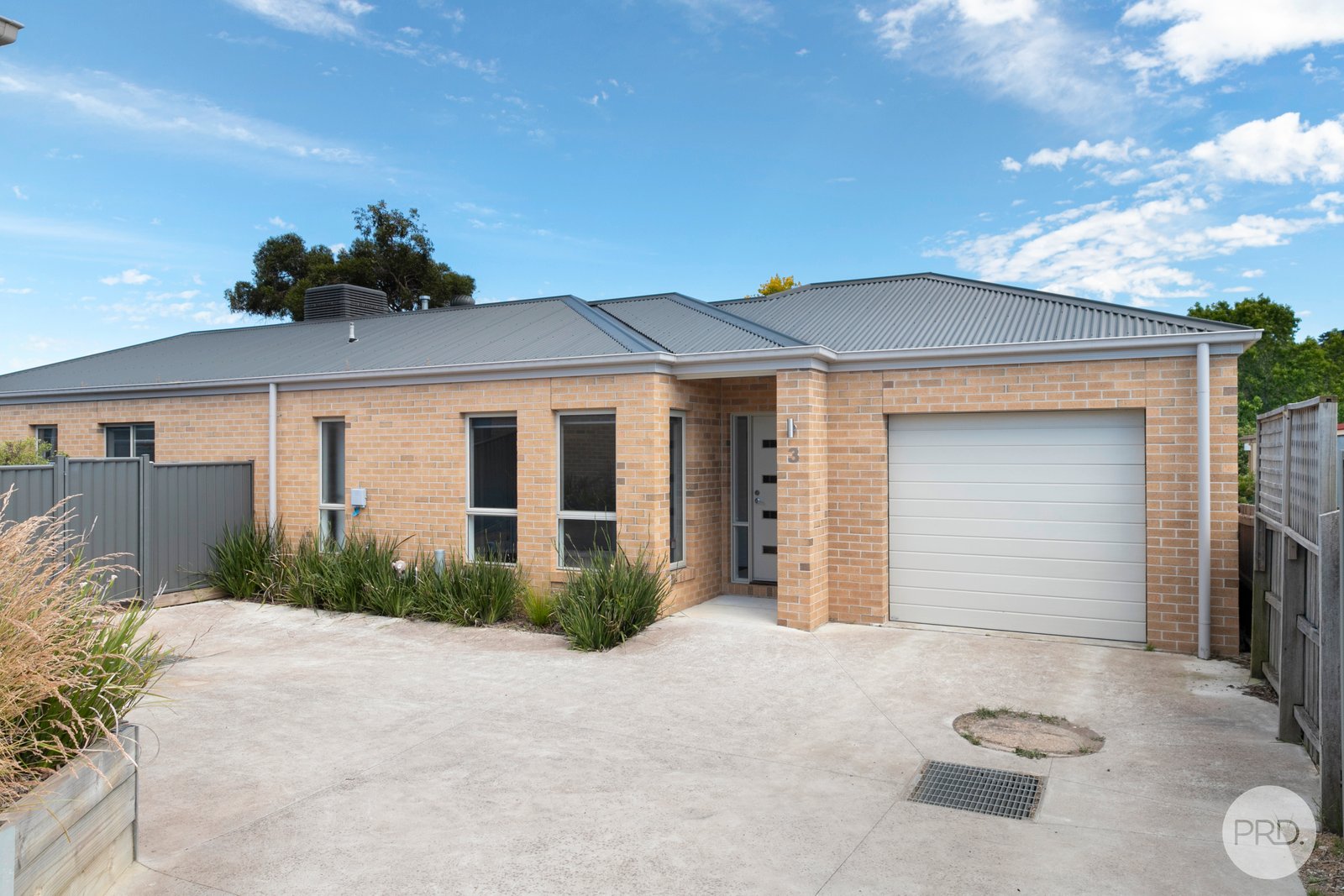 3/27A Water Street BROWN HILL 1
