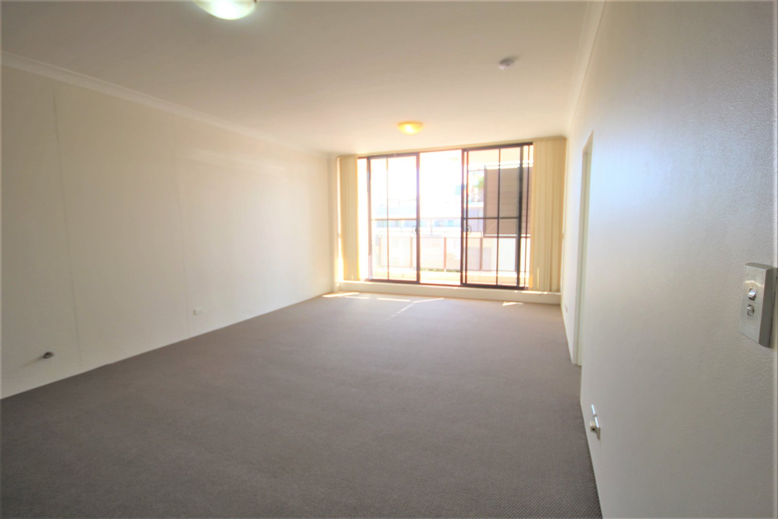 32/8-10 Derby Street KOGARAH 3