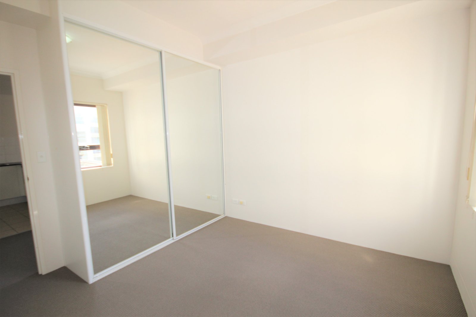 32/8-10 Derby Street KOGARAH 6