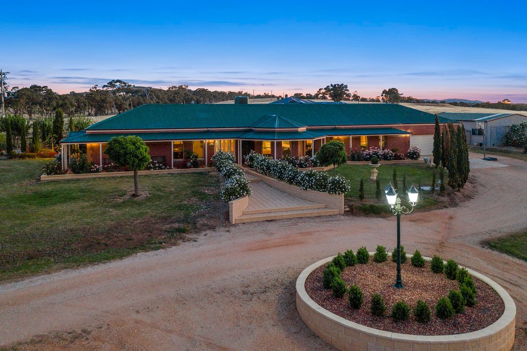 328 Bendigo-Maldon Road LOCKWOOD SOUTH 2